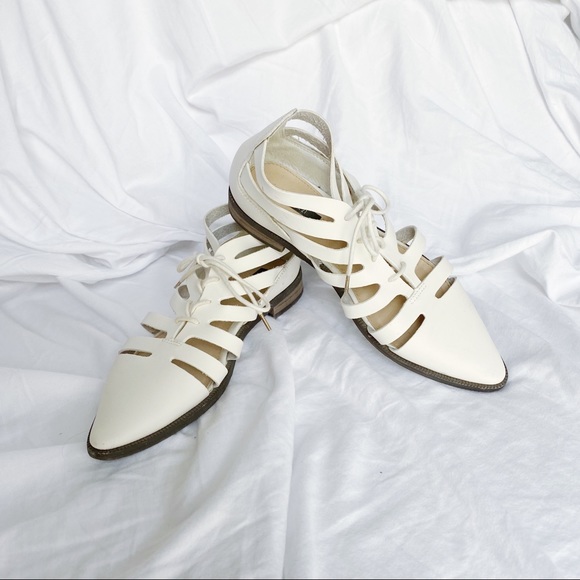 Sandals. - Picture 2 of 8